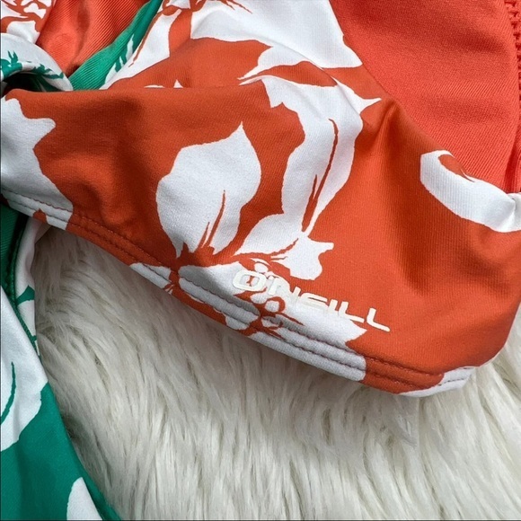 NEW O’Neill Girls Oasis Loop One Piece Swimsuit - Picture 5 of 7